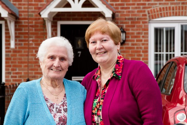 Linda's downsizing delight with Bovis Homes